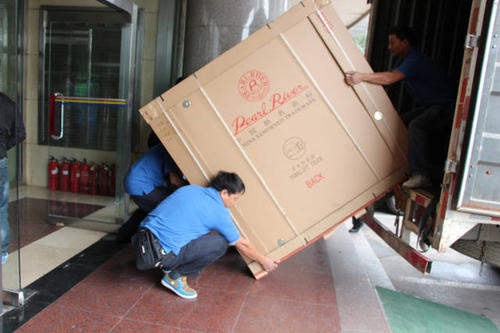 霍尔果斯钢琴贵重工艺品无忧运